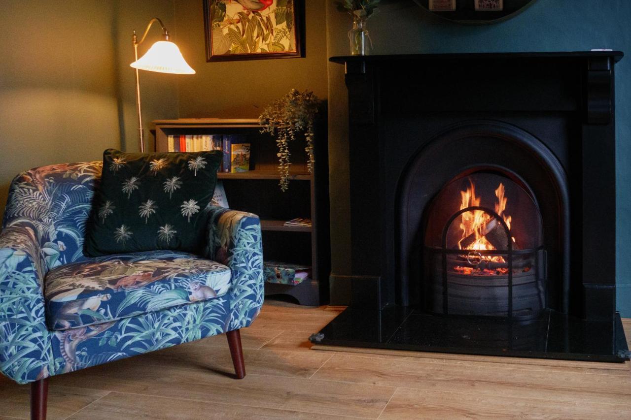 Stylish Romantic Country Escape Near Chester Christleton Exteriör bild