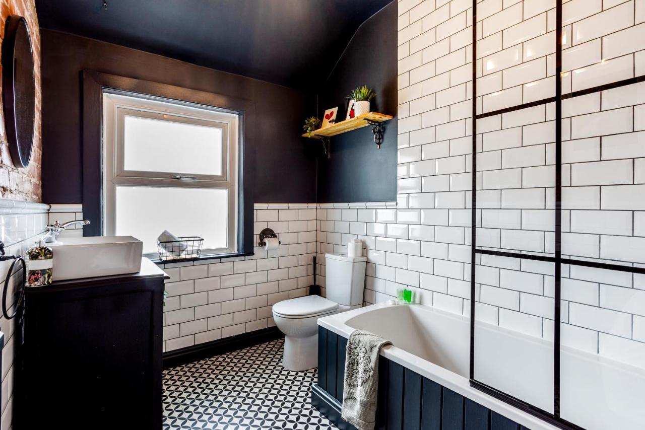 Stylish Romantic Country Escape Near Chester Christleton Exteriör bild