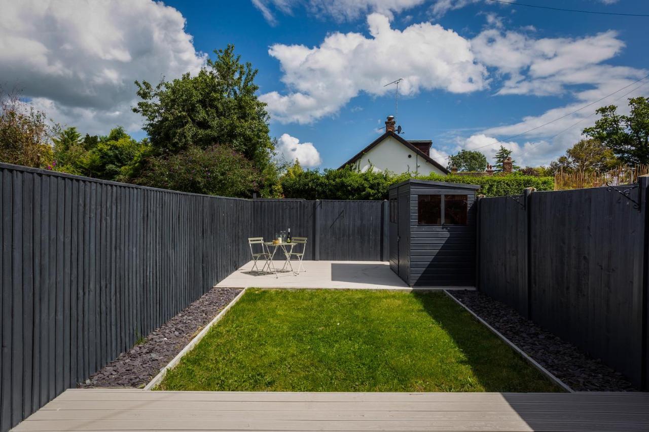 Stylish Romantic Country Escape Near Chester Christleton Exteriör bild